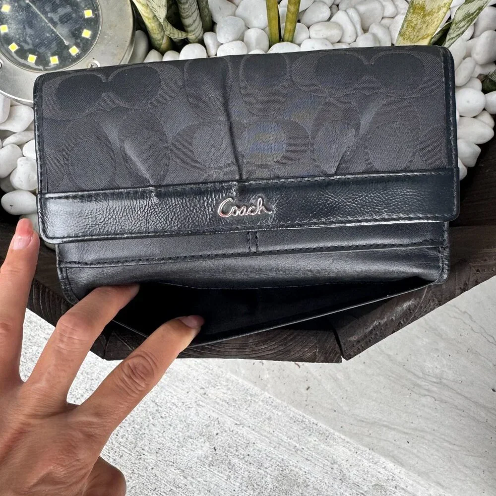 Coach Soho pleated signature Leather trifold Black and Gray check Wallet - Picture 8 of 10